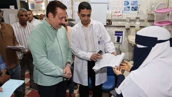 محافظ المنوفية يتفقد مستشفى شبين الكوم لمتابعة انتظام العمل