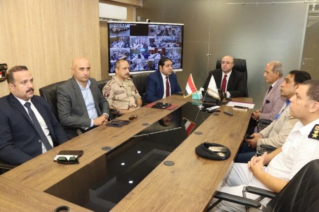 محافظ بني سويف يتابع فتح اللجان وانتظام التصويت في اليوم الأول لانتخابات مجلس النُوّاب