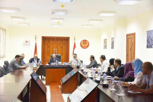 محافظ بورسعيد يترأس اجتماع مجلس إدارة المنطقة الصناعية