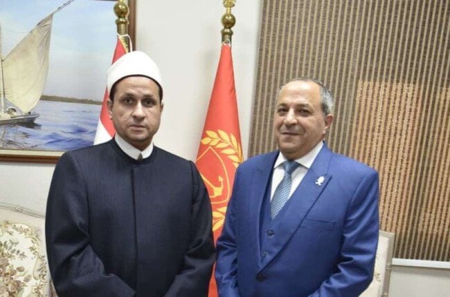 محافظ بورسعيد يستقبل مدير الأوقاف الجديد لبحث خطة تطوير المساجد ونشر قيم الانتماء