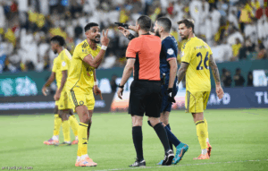 ريشة: جزائية النصر صحيحة
                                                2025.11.02 | 12:46 am
                                                صادقَ المصري محمد كمال ريشة، محلل «الرياضية» التحكيمي، على قرار الحكم السعودي محمد الهويش باحتساب ركلة جزاءٍ لفريق النصر الأول لكرة القدم خلال مباراة الفيحاء، السبت، واصفًا إيَّاها بالصحيحة.
واحتسب الهويش ركلة جزاءٍ  ...