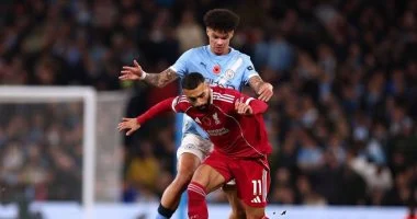 رقم مميز يبرئ محمد صلاح من انتكاسة ليفربول أمام مانشستر سيتي