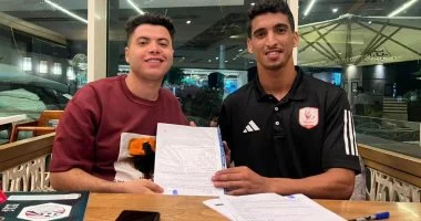 محمود فرحات يجدد تعاقده مع نادي فاركو لمدة موسمين