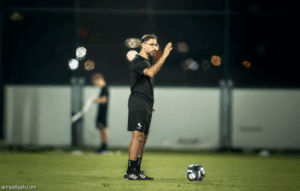 الشهري يريح الاتفاقيين 24 ساعة
                                                2025.11.09 | 03:25 pm
                                                منح سعد الشهري، مدرب فريق الاتفاق الأول لكرة القدم، لاعبيه راحة لمدة 24 ساعة فقط، على أن تستأنف التدريبات الإثنين، على ملعب النادي في الدمام، وفق مصدر خاص بـ«الرياضية».
وأشار المصدر ذاته، إلى أن إدارة النادي الشرقي،  ...