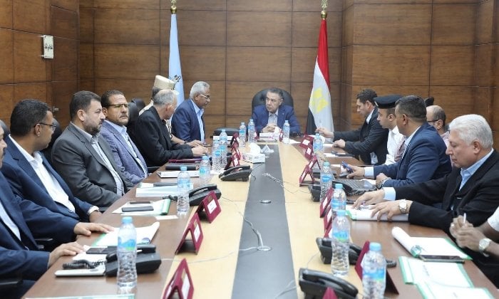 مركز سيطرة الشبكة الوطنية بالبحر الأحمر: لم يتم رصد أي معوقات باليوم الأول للعملية الانتخابية