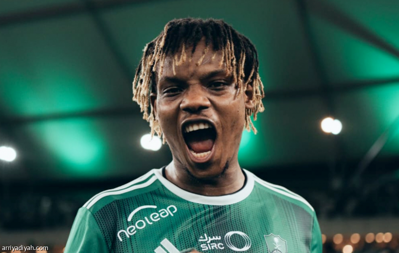 الأهلي.. مشاركة حامد ضد القادسية «معلّقة»
                                                2025.11.18 | 05:08 pm
                                                يخضع ريان حامد، مدافع فريق الأهلي الأول لكرة القدم، لجلساتٍ علاجيةٍ مكثفةٍ سعيًا من الجهاز الطبي لتجهيزه قبل مواجهة القادسية، الجمعة المقبل، ضمن منافسات الجولة التاسعة من دوري روشن السعودي، وفق مصدرٍ خاصٍّ بـ  ...