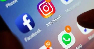 الموبايل بيسخن بسرعة.. 5 علامات هتقولك إن فيه تطبيق بيتجسس عليك