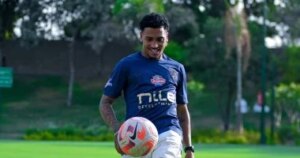 هل يكون خوان بيزيرا مفاجأة الزمالك للأهلى فى السوبر المحلى؟