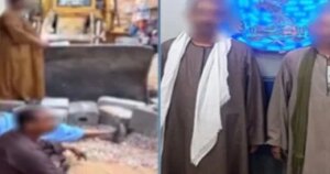 ضبط مواطن ونجله اعتديا على عمال الرصف في سوهاج بسبب "تندة خضار"