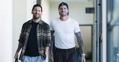 ميسي ينضم لمعسكر منتخب الأرجنتين استعدادا لمواجهة أنجولا