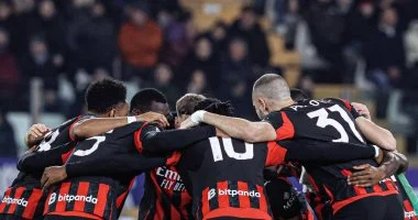 ميلان يتصدر ترتيب الدوري الإيطالي بتعادل إيجابي 2-2 أمام بارما