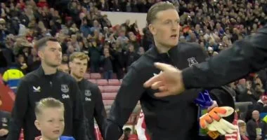 نجل بيكفورد يخطف الأضواء فى مباراة سندرلاند ضد إيفرتون.. فيديو