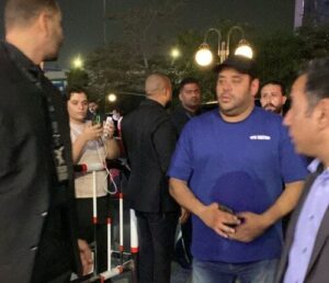 نجوم الفن يقدمون واجب العزاء في والد محمد رمضان