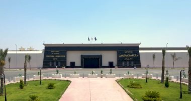 نزلاء مراكز الإصلاح والتأهيل يشاركون فى أكبر معارض الأثاث بجودة عالية.. فيديو