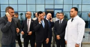وزير الرياضة يطمئن على مصابي حادث انقلاب ميني باص طريق القاهرة – العين السخنة