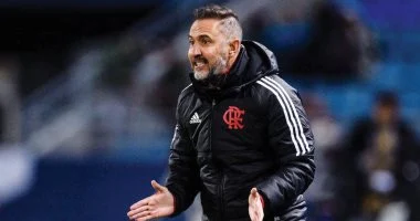 وولفرهامبتون يقرر فسخ التعاقد مع فيتور بيريرا بعد تراجع نتائج الفريق