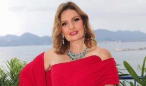 «كل تفصيلة كانت تحكي عن بلد عظيمة وتاريخ لا يُنسى».. يسرا تشارك فيديو افتتاح المتحف الكبير