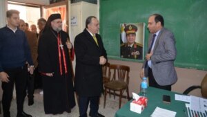 محافظ أسيوط يتفقد لجان انتخابات النواب بالقوصية وحي غرب لمتابعة سير التصويت