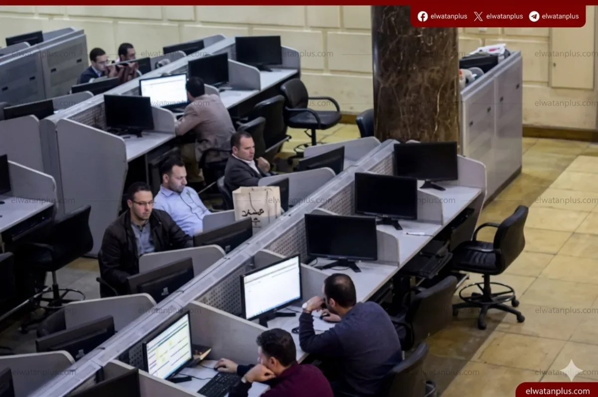 تراجع جماعي لمؤشرات البورصة المصرية وخسائر 18.3 مليار جنيه