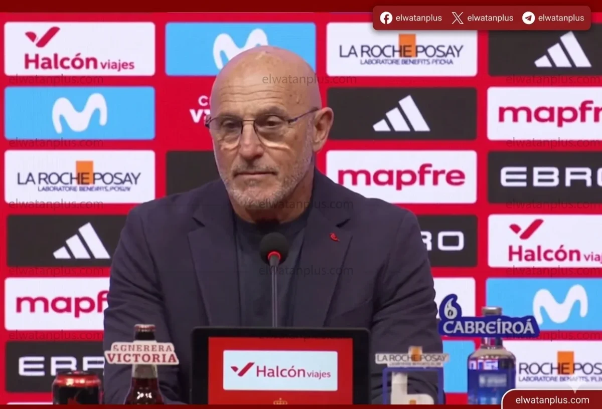 مشادة في مؤتمر إسبانيا ومصر.. ومدرب «لا روخا» يندد بالهتافات العنصرية