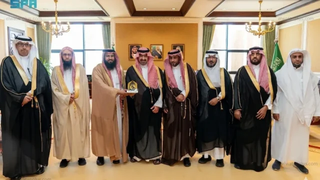 نائب أمير منطقة تبوك الأمير خالد بن سعود