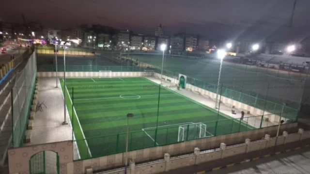 افتتاح ملعب متعدد بمركز شباب الشيخ زايد ضمن خطة تطوير المنشآت الرياضية