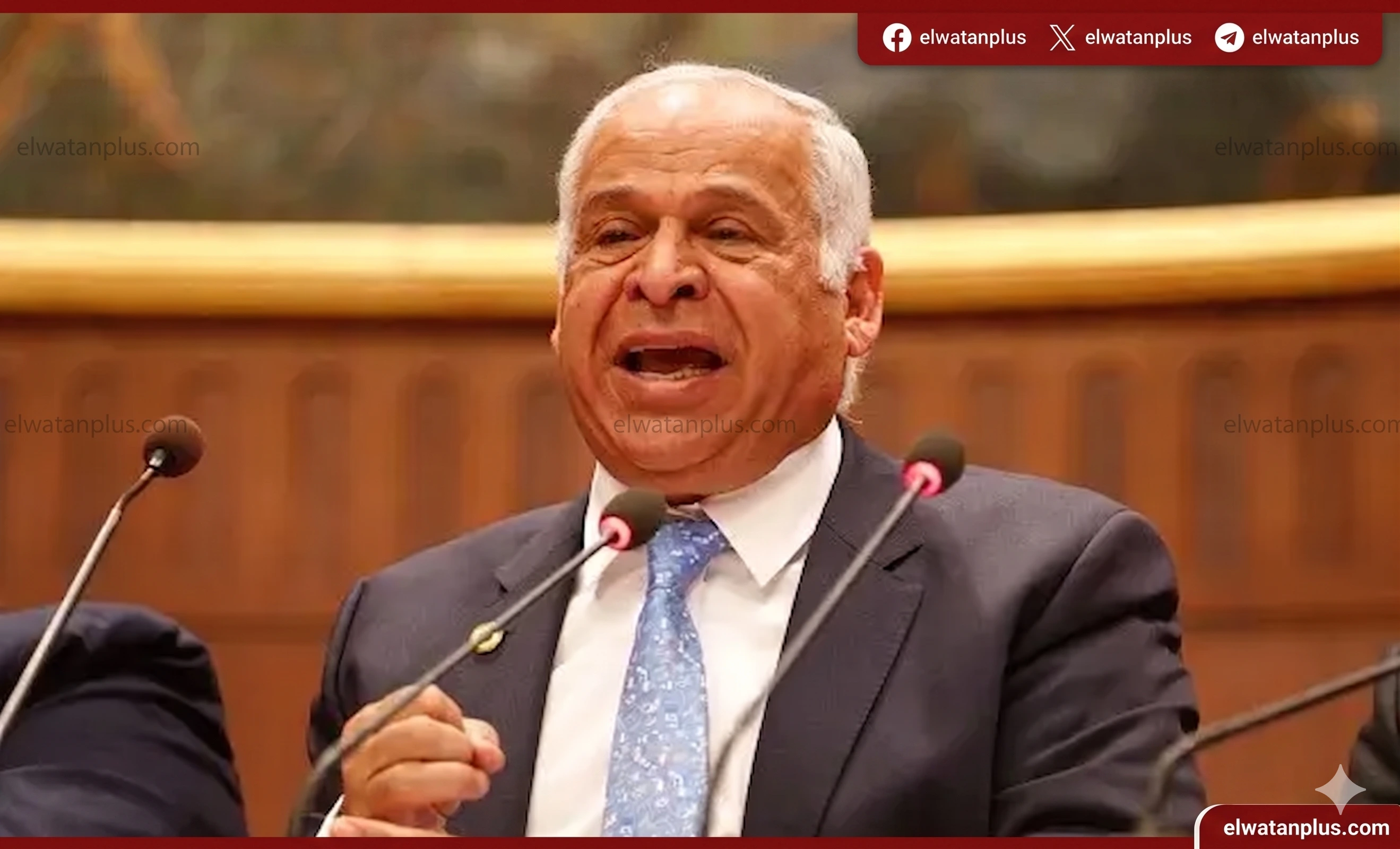 فرج عامر: قرارات إدارية وراء تراجع الأهلي وليس السوشيال ميديا