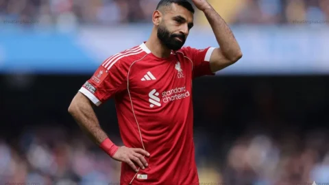 محمد صلاح يؤجل حسم مستقبله وسط اهتمام سعودي متواصل بضمه
