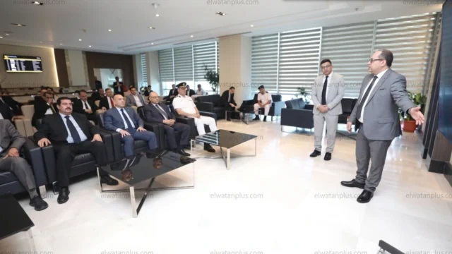 مطار القاهرة